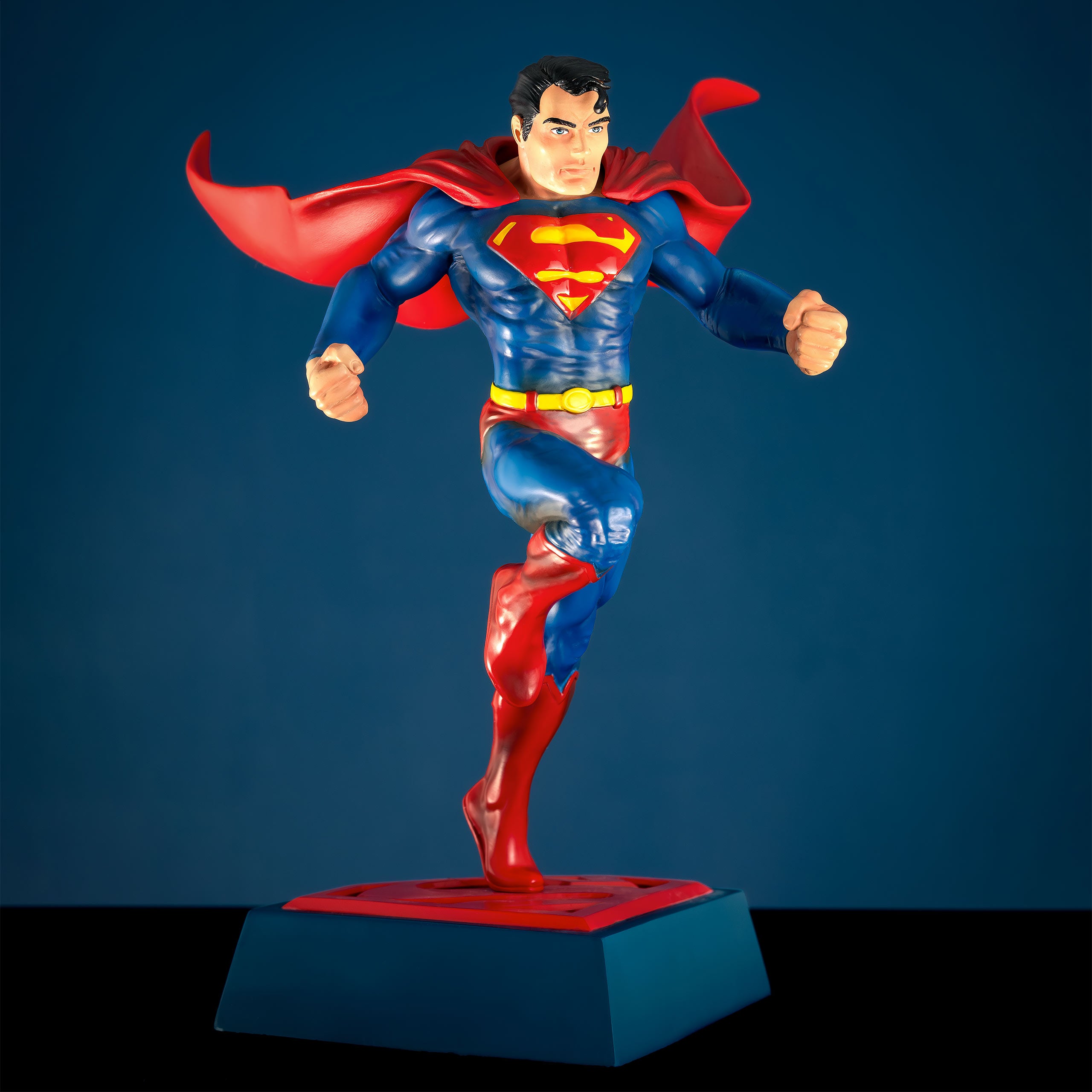 Produktbild Superman Comic Statue
