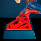 Produktbild Superman Comic Statue