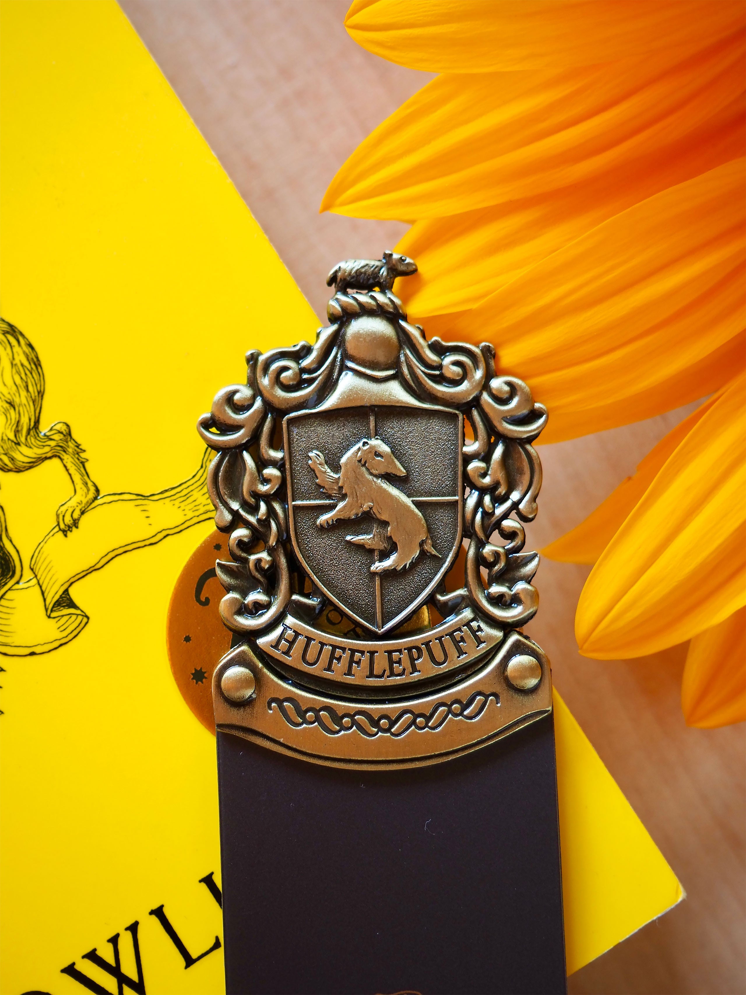 Produktbild Harry Potter - Hufflepuff Lesezeichen gelb
