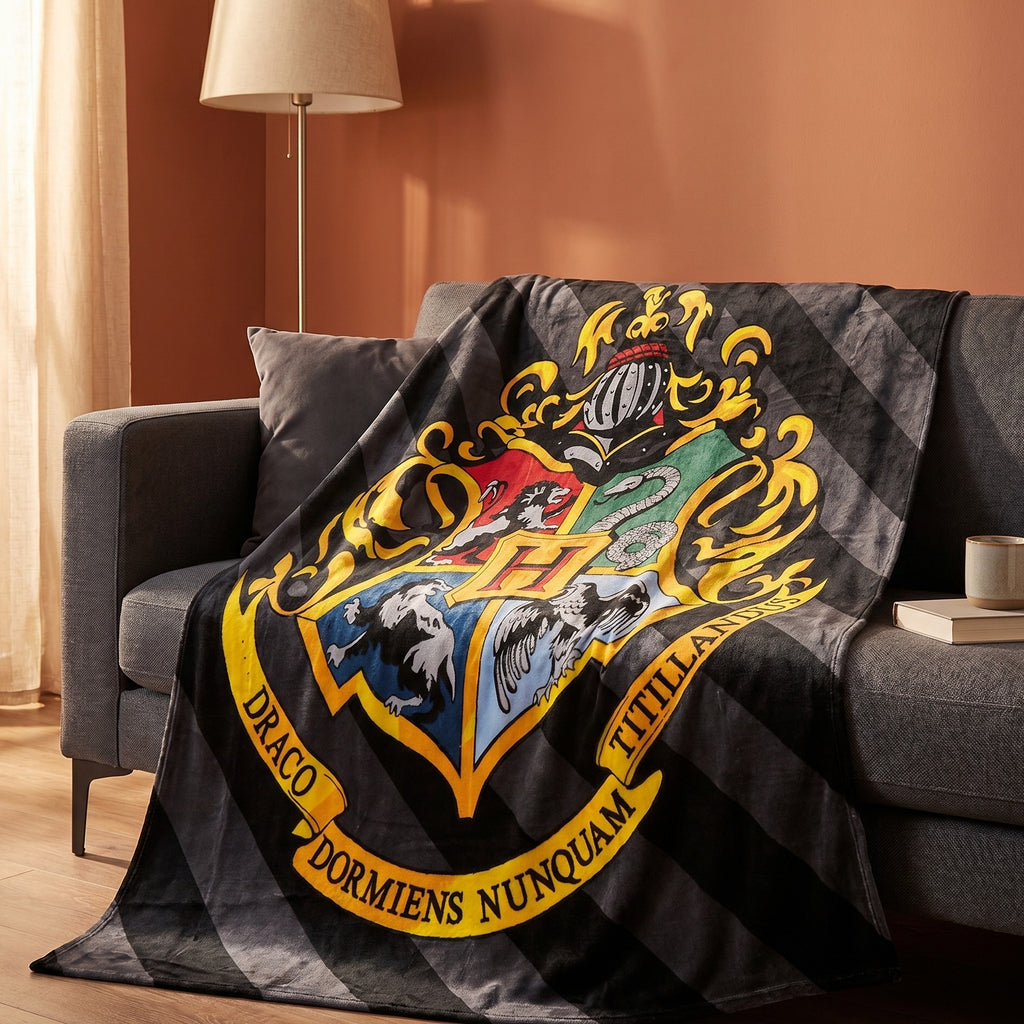 Produktbild Harry Potter - Hogwarts Wappen Flauschdecke