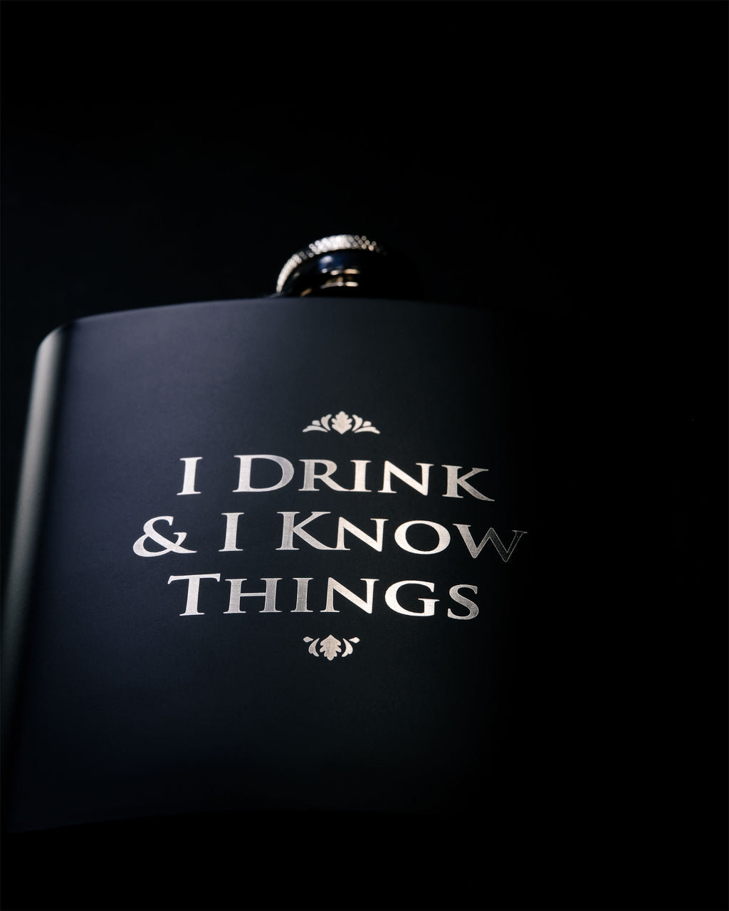 Produktbild Game of Thrones - Drink And Know Flachmann