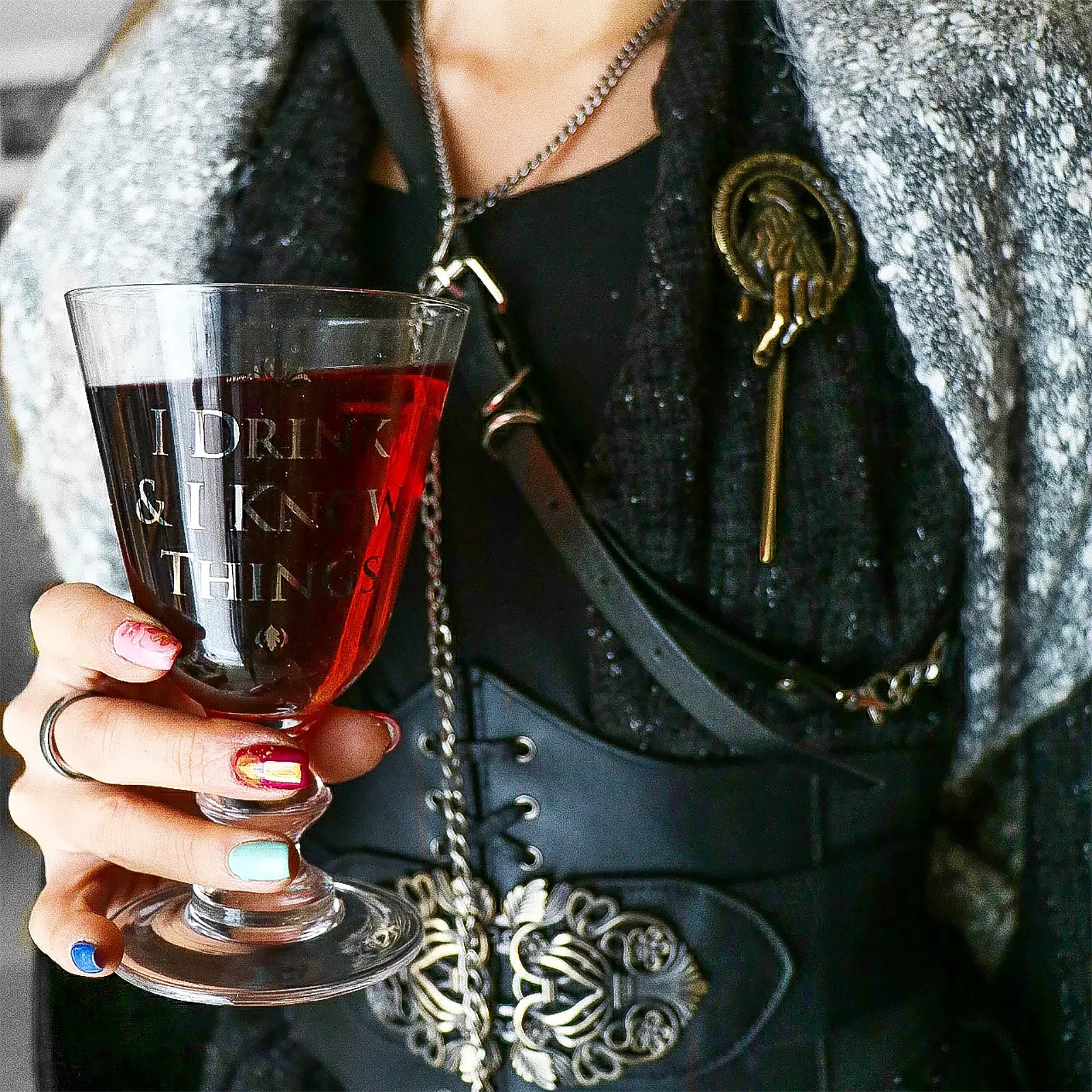 Produktbild Game of Thrones - Drink and Know Weinglas