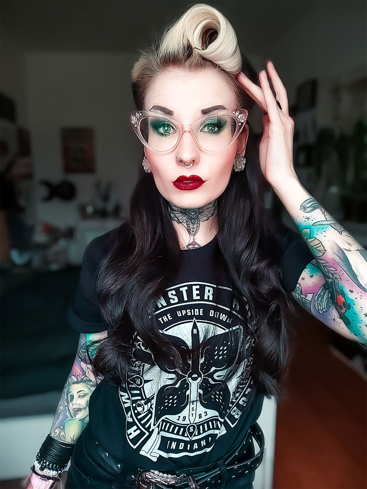 Produktbild Hawkins Hunter Club T-Shirt für Stranger Things Fans