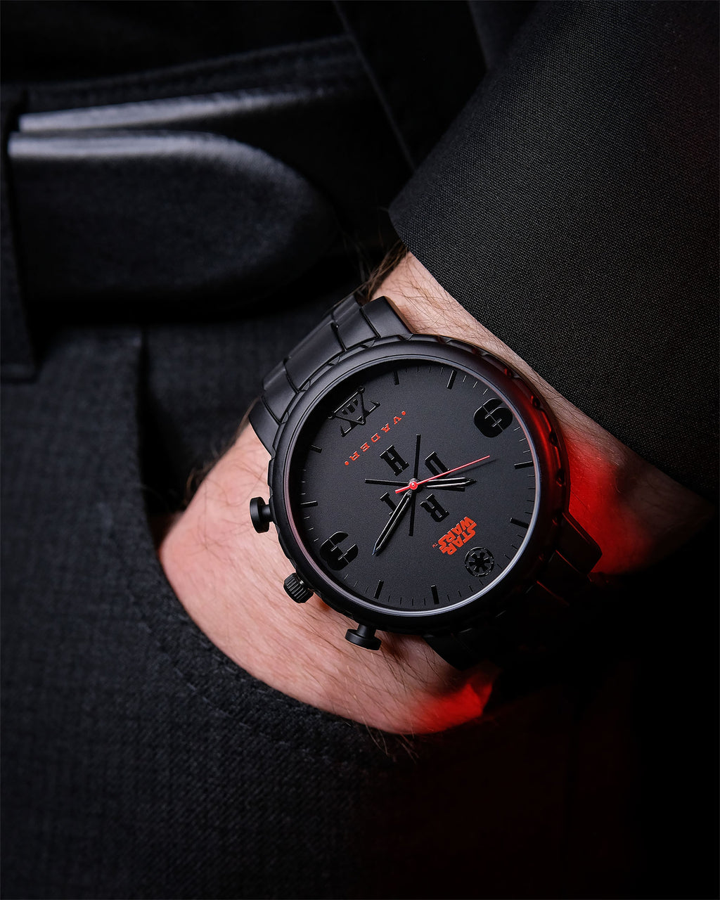 Produktbild Star Wars - Darth Vader Armbanduhr schwarz