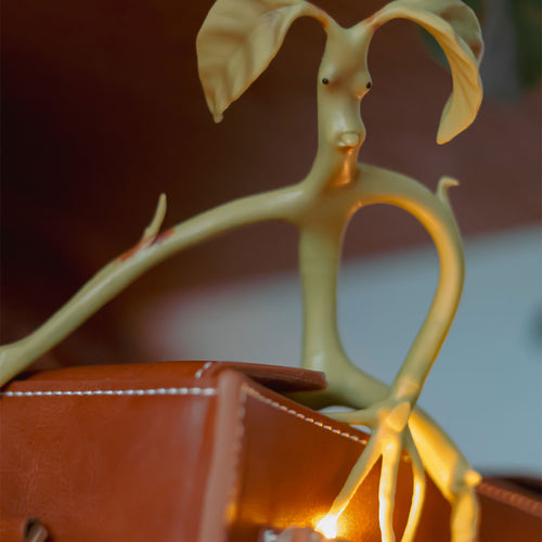 Produktbild Phantastische Tierwesen - Biegbare Bowtruckle Figur 19cm