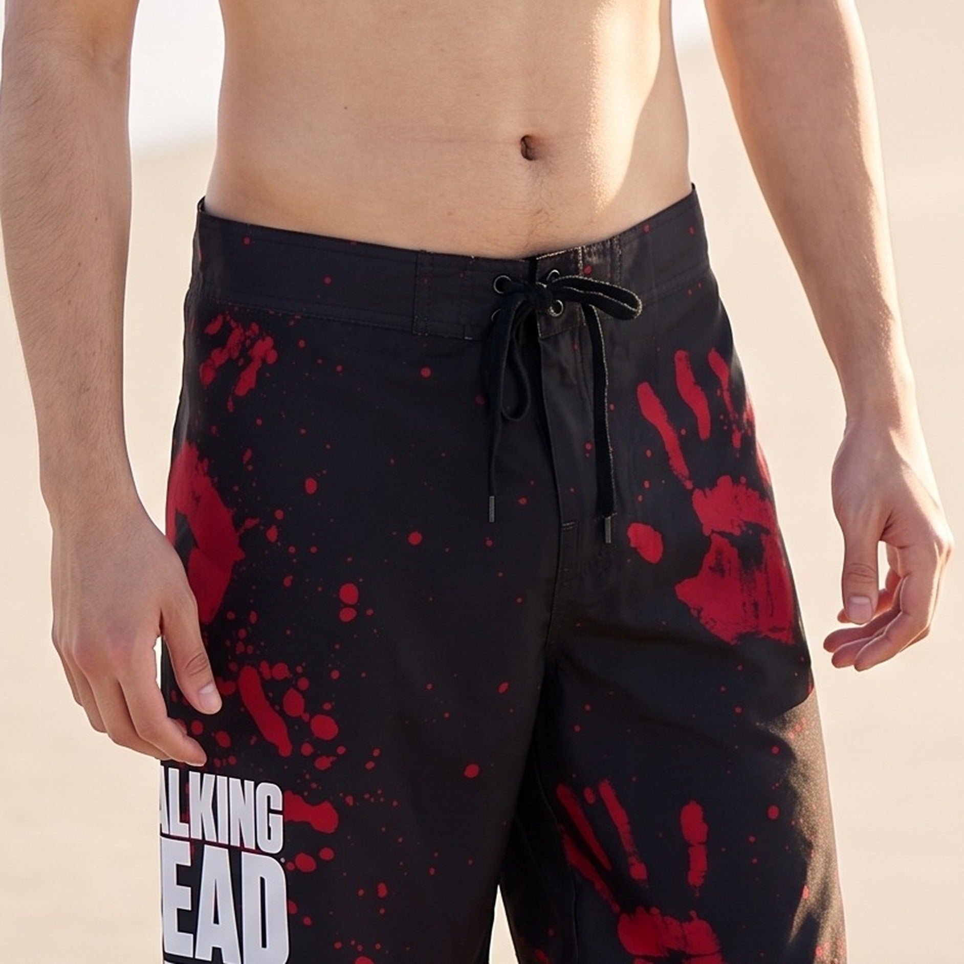 Produktbild Walking Dead - Blood Hands Badeshorts schwarz