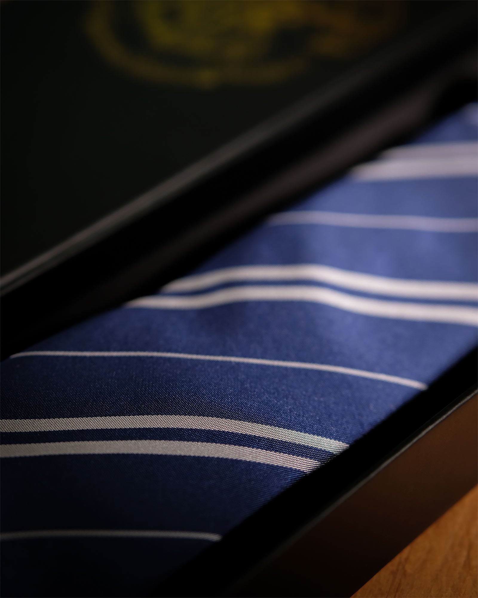 Produktbild Harry Potter - Ravenclaw Krawatte mit Geschenkbox