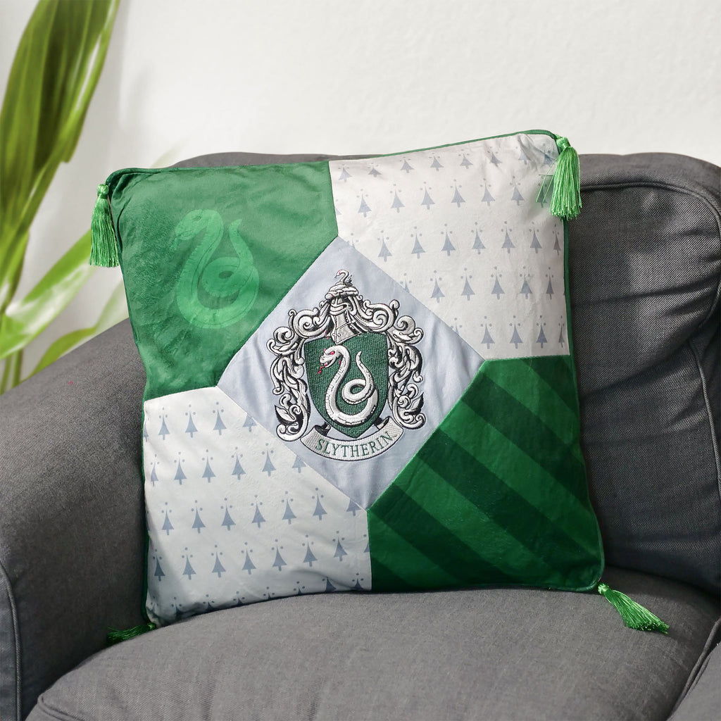 Produktbild Harry Potter - Slytherin Kissen mit Quasten deluxe