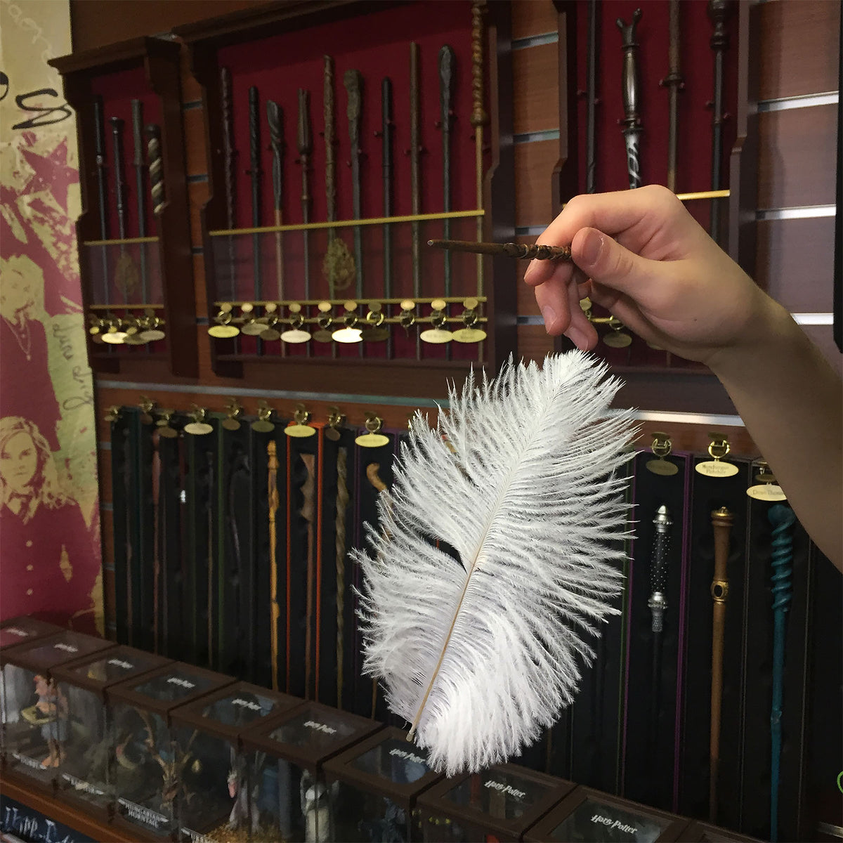 Produktbild Harry Potter - Wingardium Leviosa Zauberstab & Feder Set