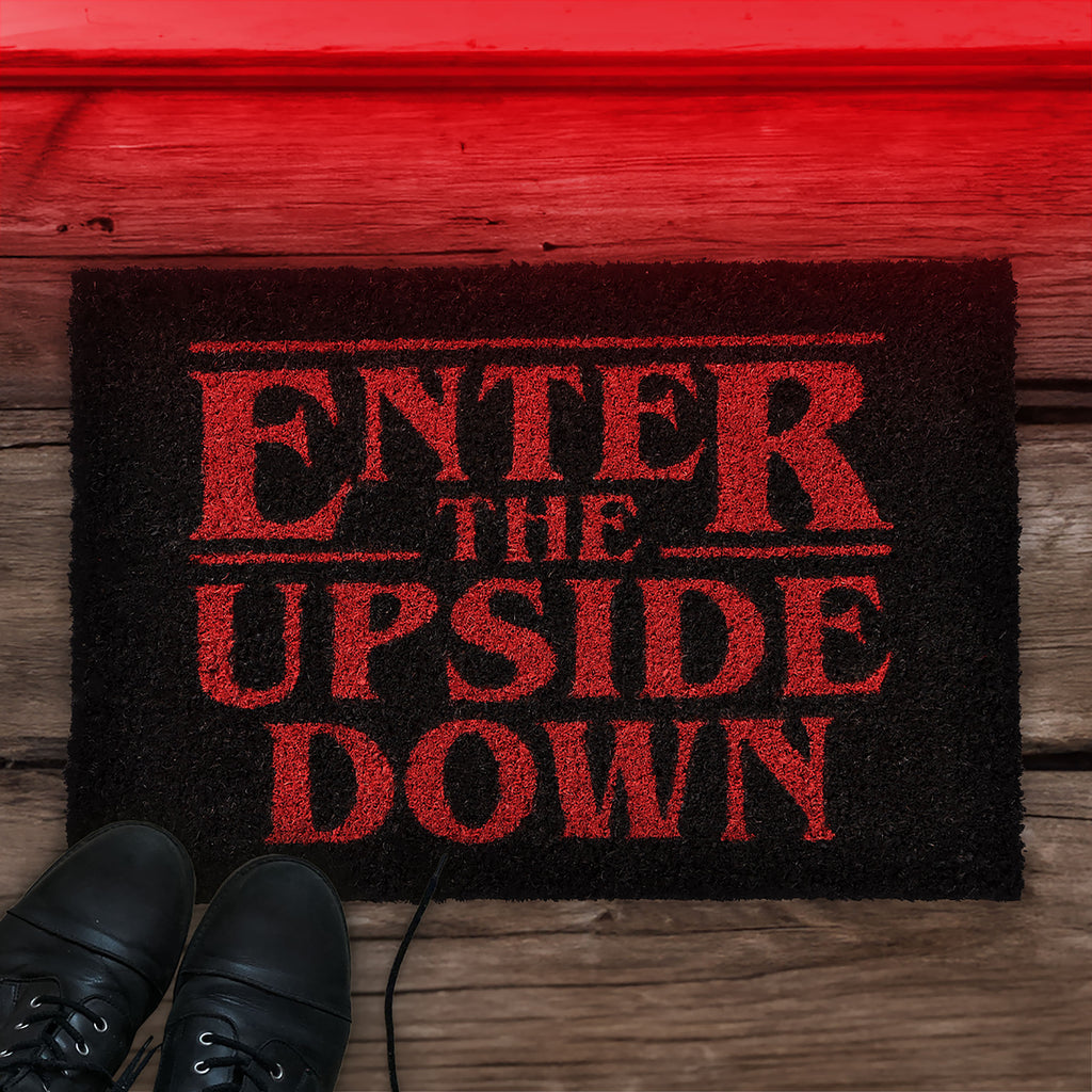 Produktbild Stranger Things - Enter The Upside Down Fußmatte