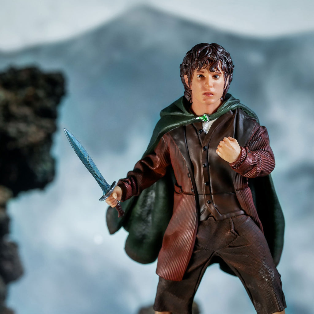 Produktbild Der Herr der Ringe - Frodo BDS Art Scale Deluxe Statue 14 cm