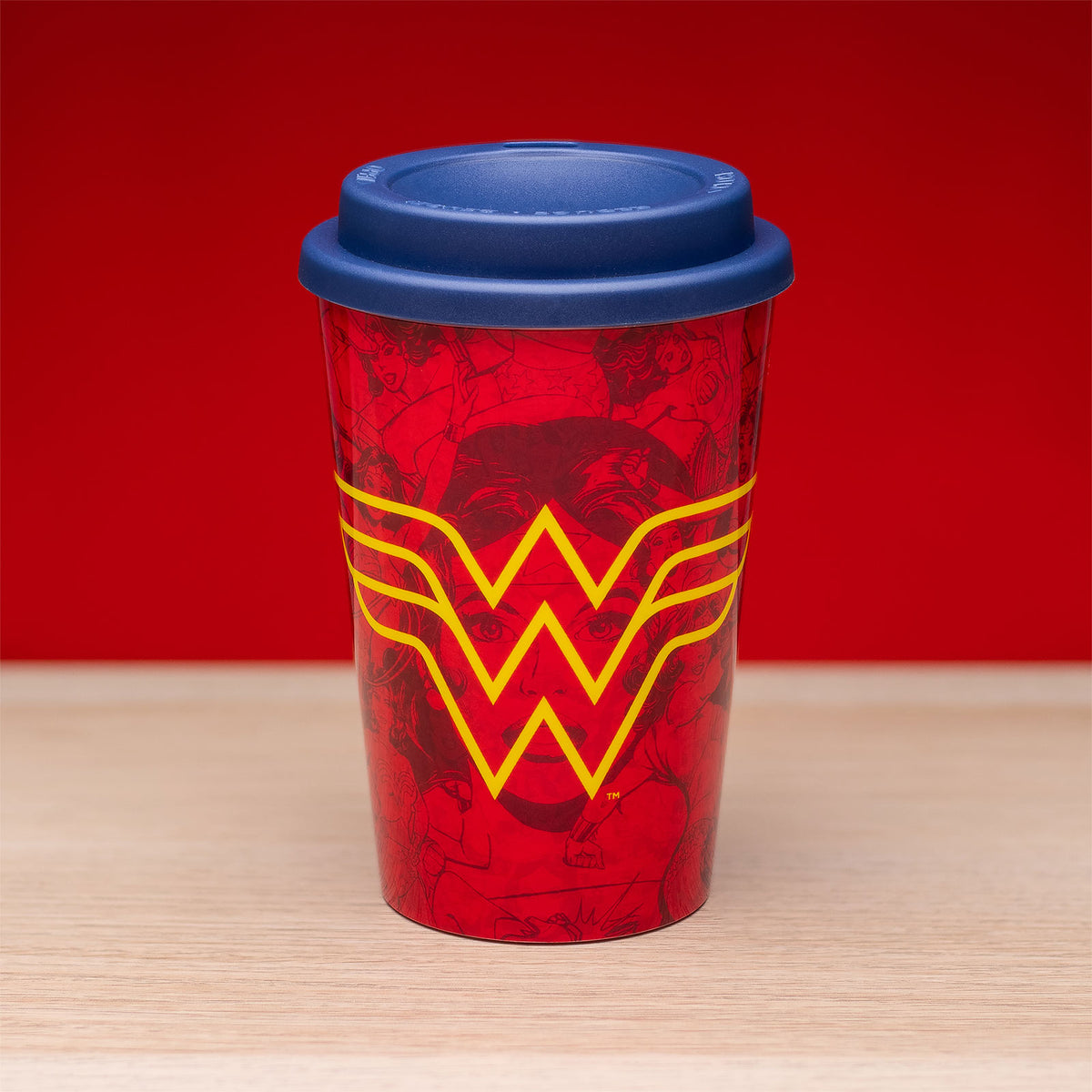 Produktbild Wonder Woman - Logo To Go Becher