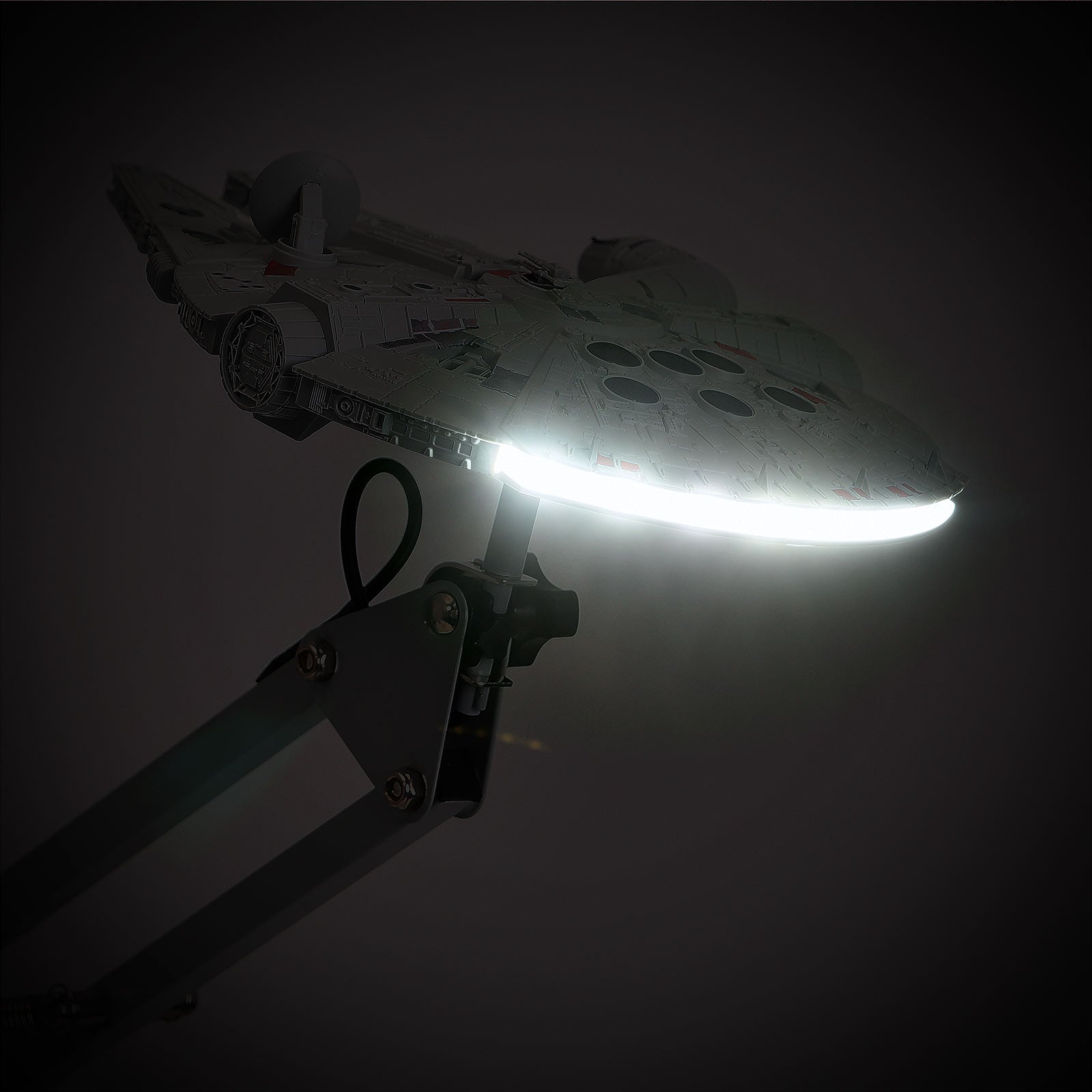 Produktbild Star Wars - Millennium Falcon Tischlampe