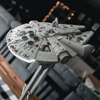 Produktbild Star Wars - Millennium Falcon Tischlampe