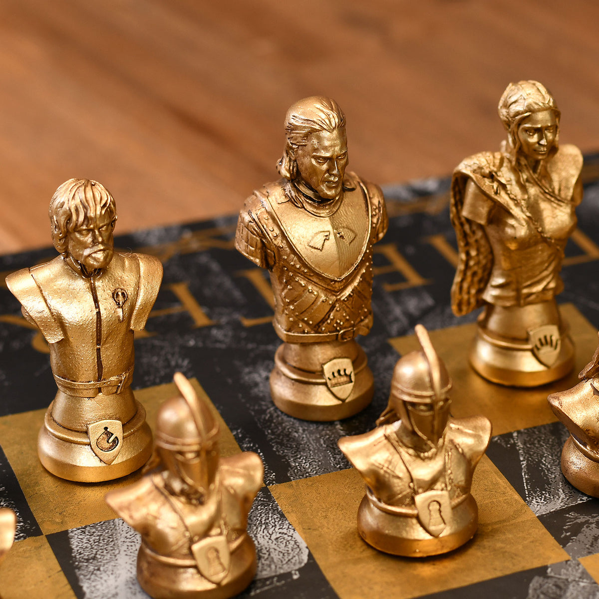Produktbild Game of Thrones - Schachspiel Collectors Edition