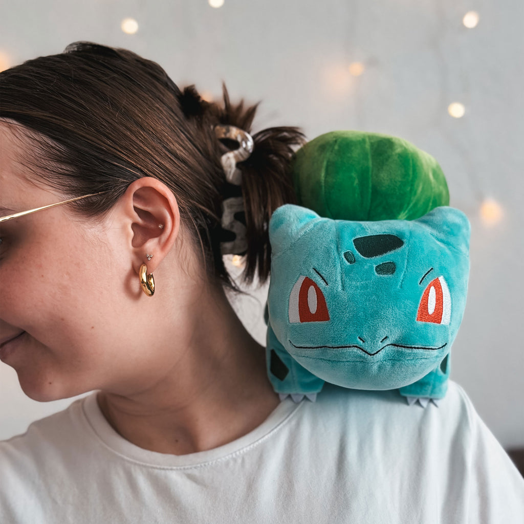 Produktbild Pokemon - Bisasam Plüsch Figur 18 cm