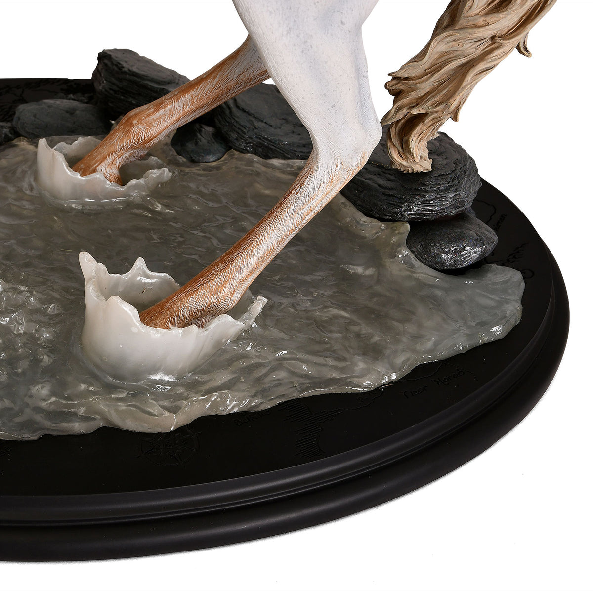 Produktbild Der Herr der Ringe - Arwen & Frodo auf Asfaloth Figur 48 cm deluxe