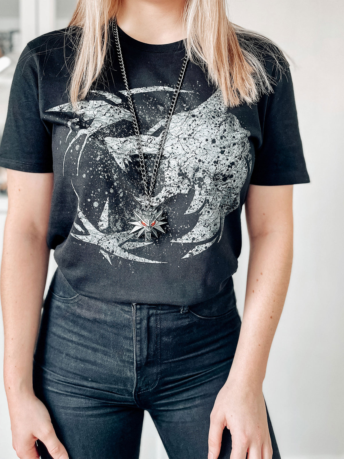 Produktbild Wolf Emblem T-Shirt für Witcher Fans schwarz