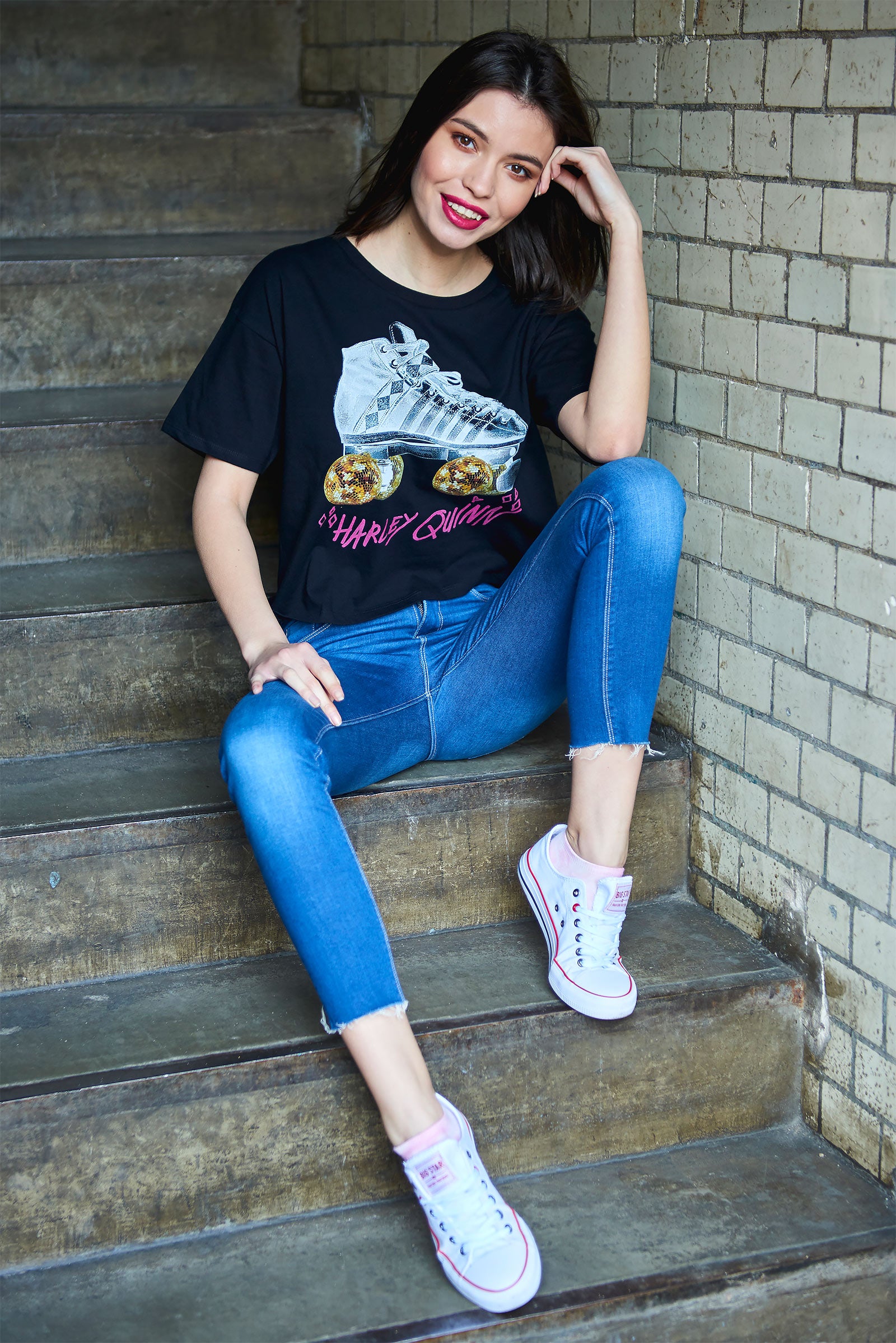 Produktbild Birds of Prey - Harley Roller Skates Crop Top Damen schwarz
