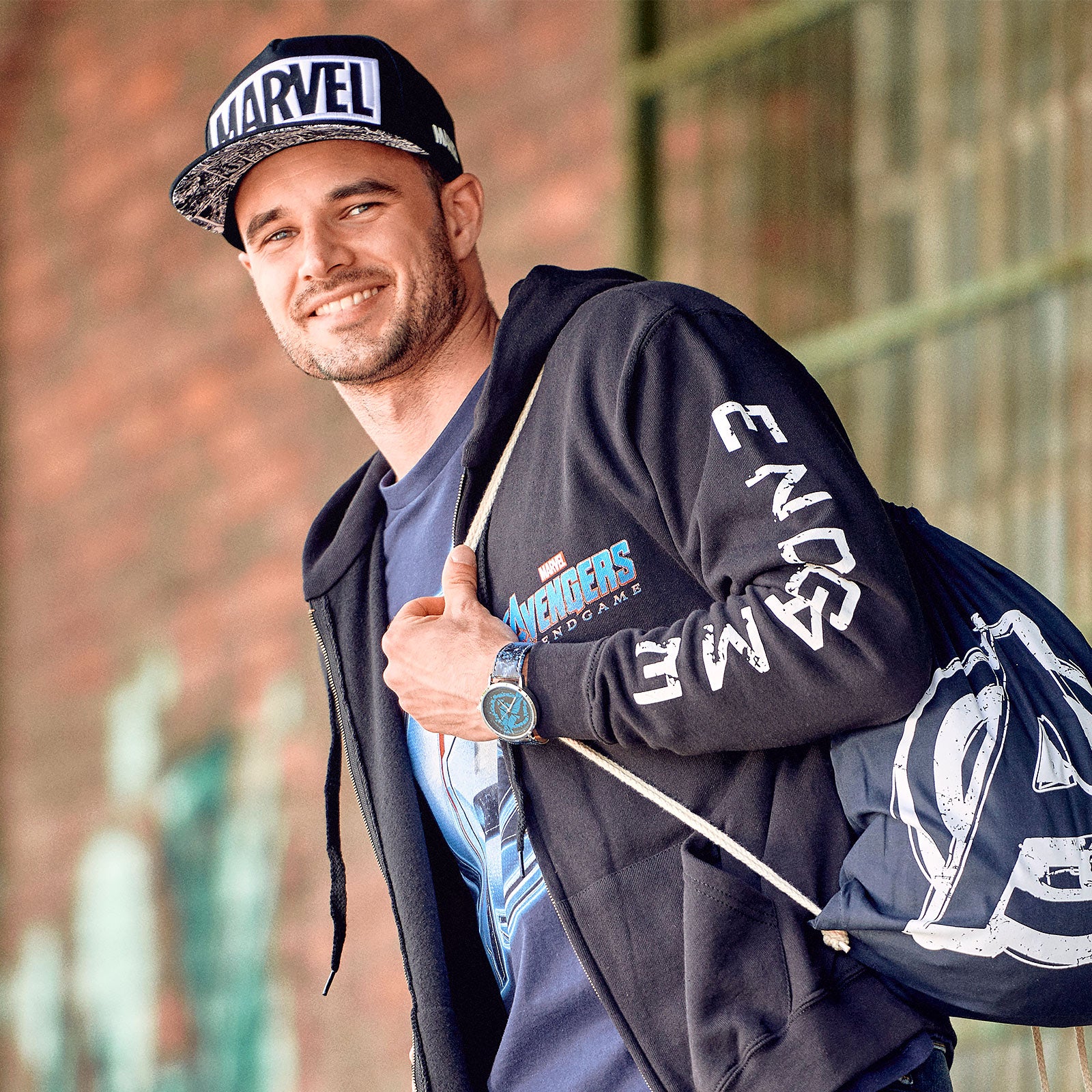 Product image Marvel - Logo Snapback Cap Black
