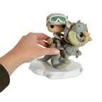 Produktbild Star Wars - Luke auf Tauntaun Funko Pop Wackelkopf-Figur 18 cm