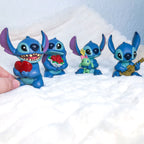 Produktbild Lilo & Stitch - Stitch Figur mit Gitarre