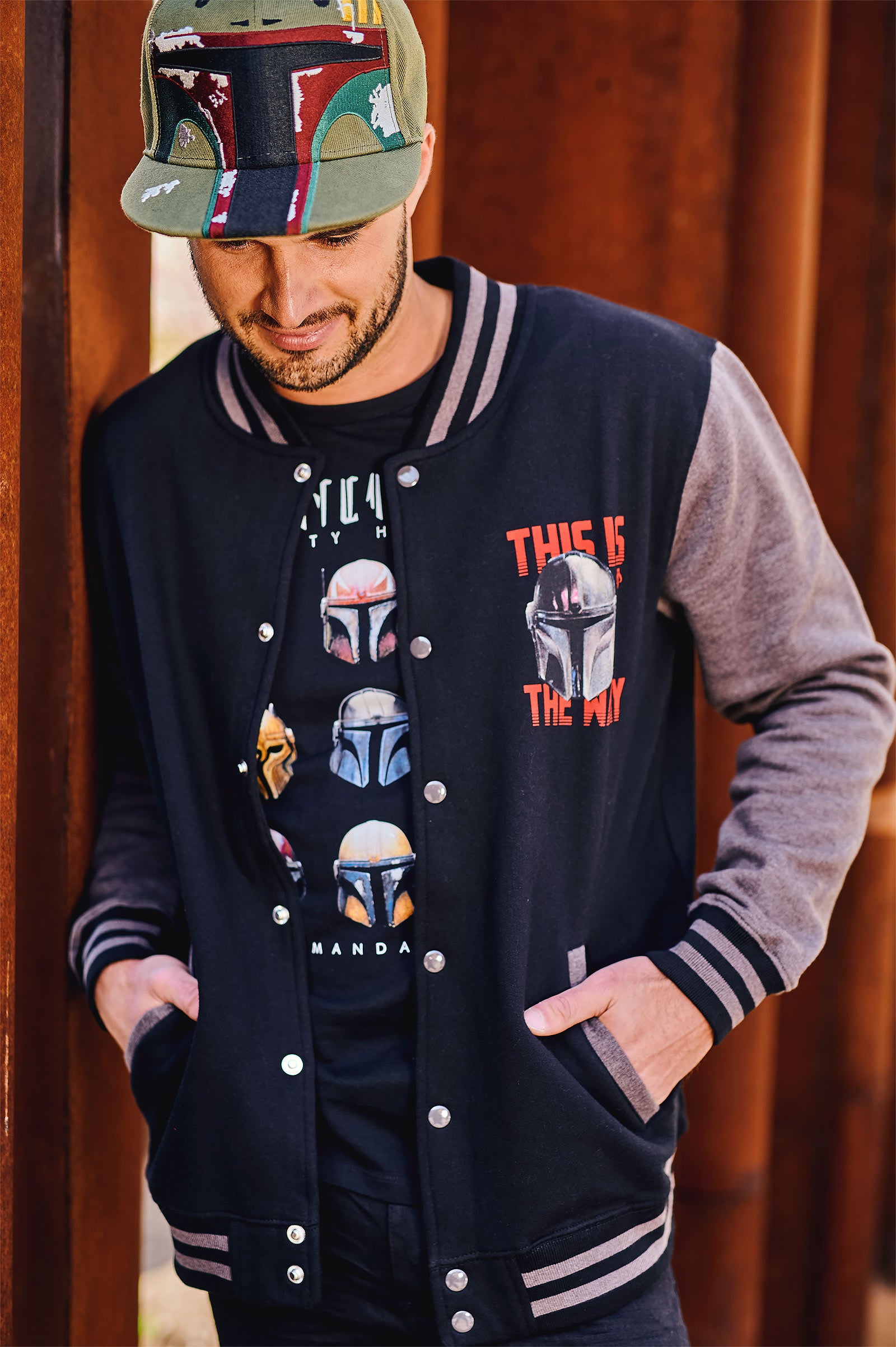 Produktbild Star Wars - Mandalorian Helmets T-Shirt schwarz