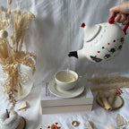 Produktbild Alice im Wunderland - Herzkönigin Teekanne mit Untertasse