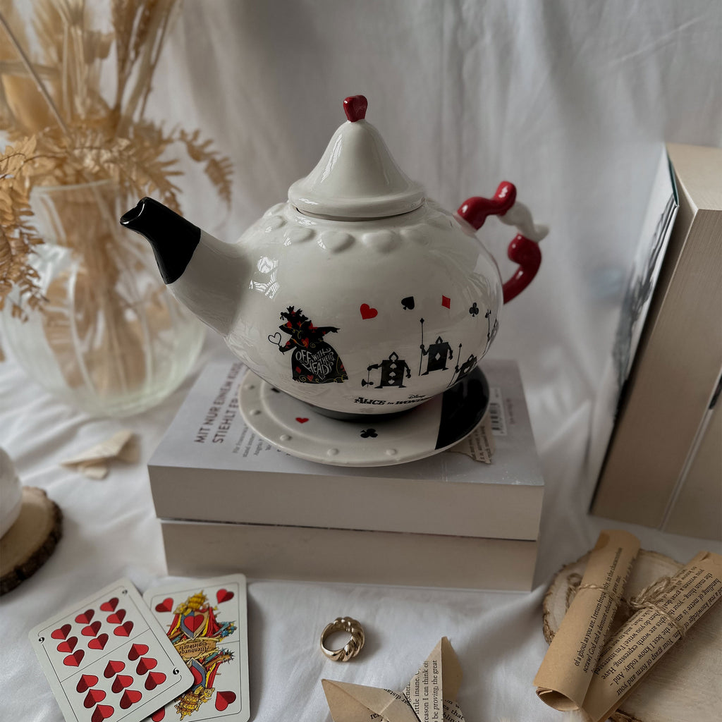 Produktbild Alice im Wunderland - Herzkönigin Teekanne mit Untertasse