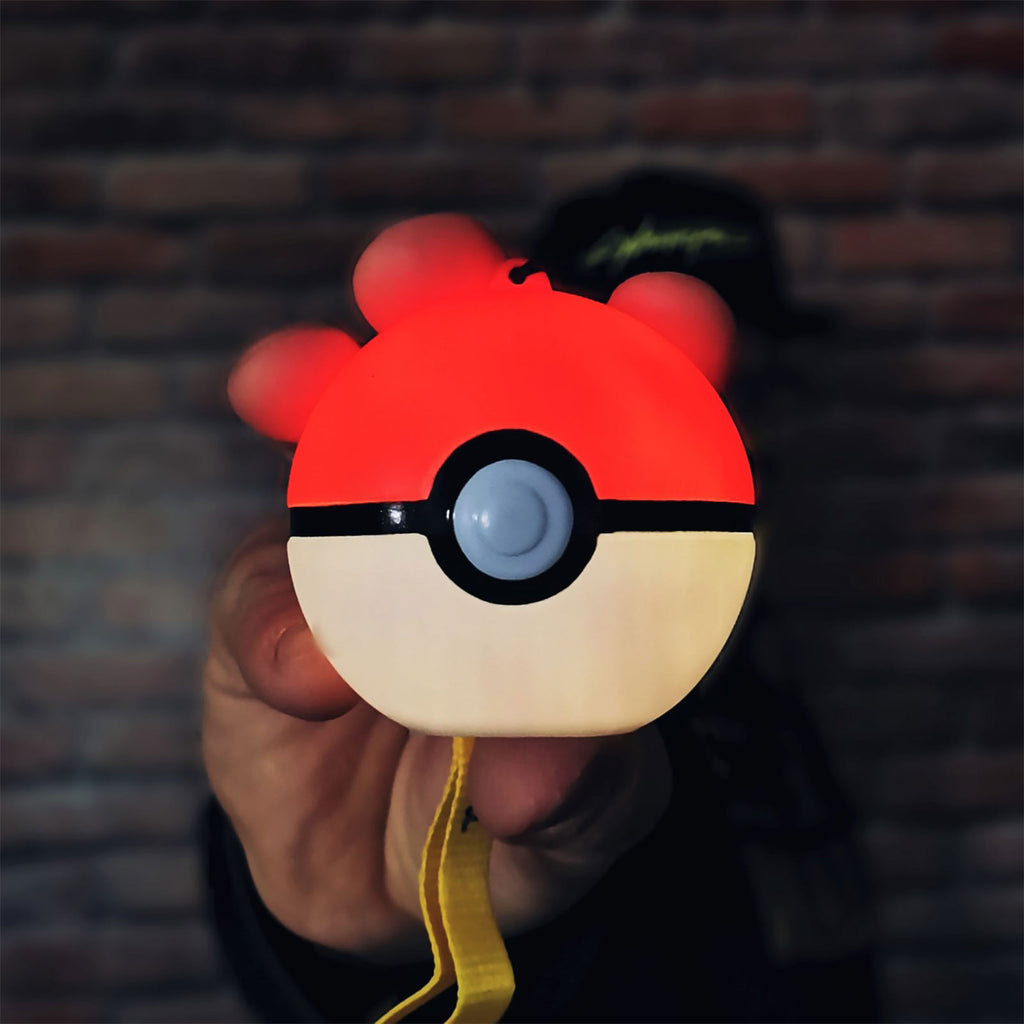 Produktbild Pokemon - LED Pokeball mit Handschlaufe