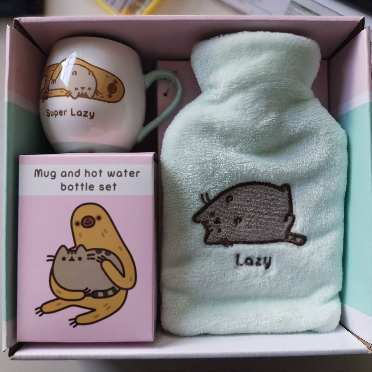 Produktbild Pusheen - Lazy Wärmflasche mit Tasse