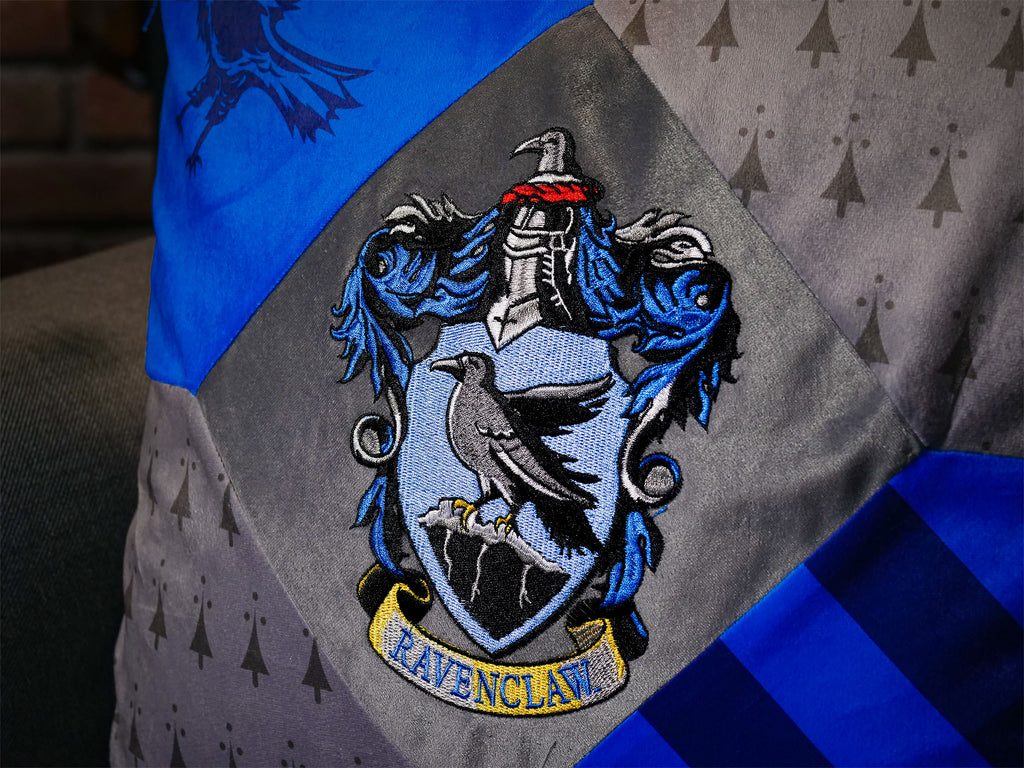 Produktbild Harry Potter - Ravenclaw Kissen mit Quasten deluxe