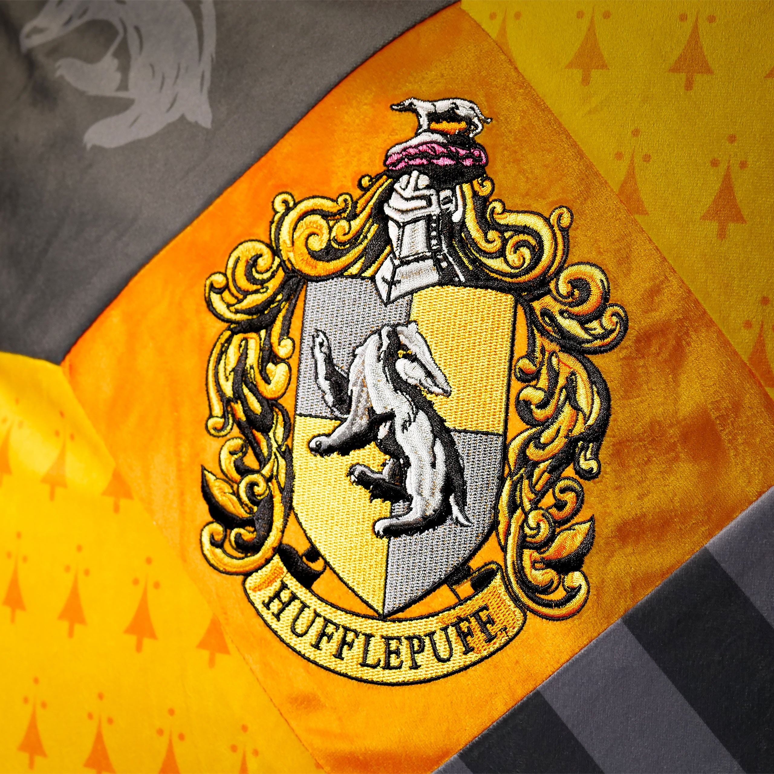 Product image Harry Potter - Hufflepuff cushion with tassels deluxe