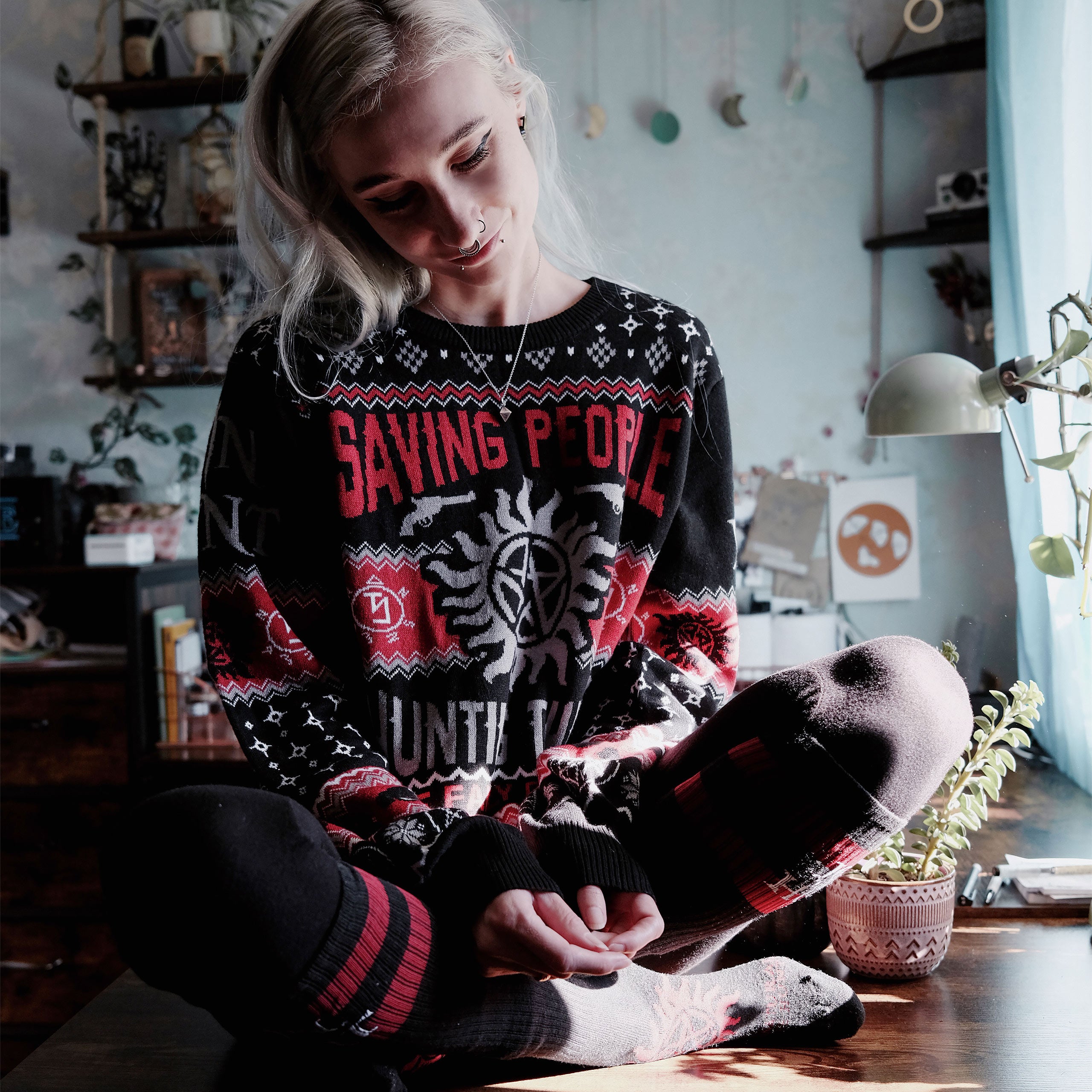 Produktbild Supernatural - Saving People Hunting Things Strickpullover