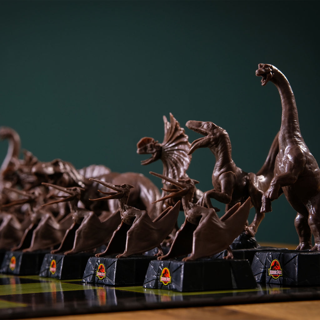Product image Jurassic Park Chess Set
