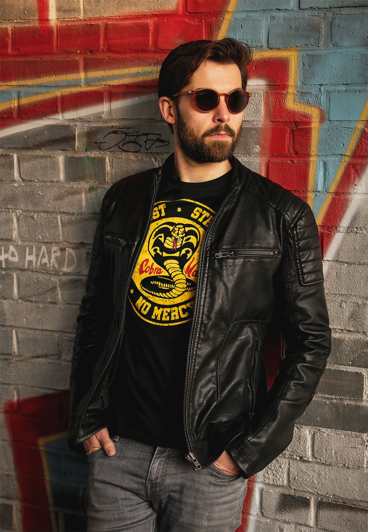 Produktbild Cobra Kai Logo T-Shirt für Karate Kid Fans schwarz