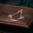 Produktbild Assassin's Creed - Valhalla Logo Geldbörse