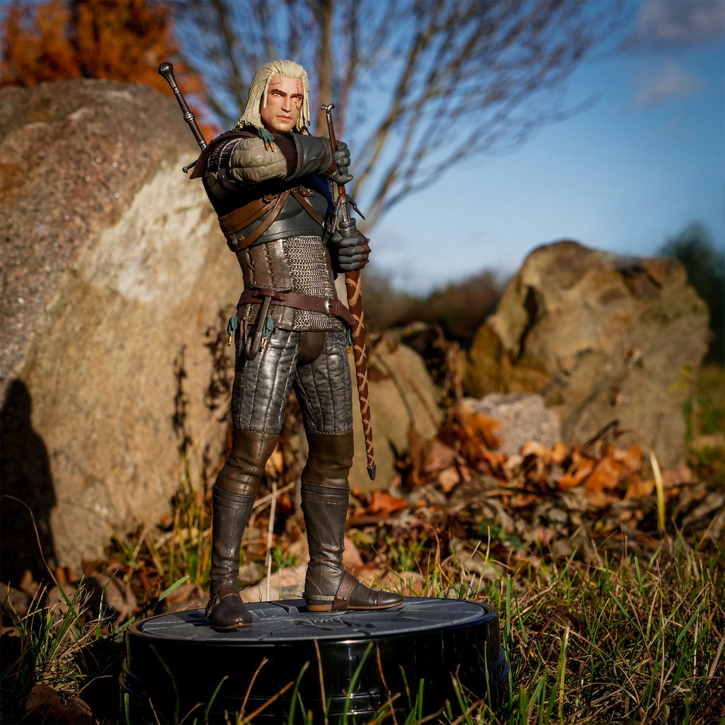 Produktbild Witcher - Heart of Stone Geralt Statue 25 cm