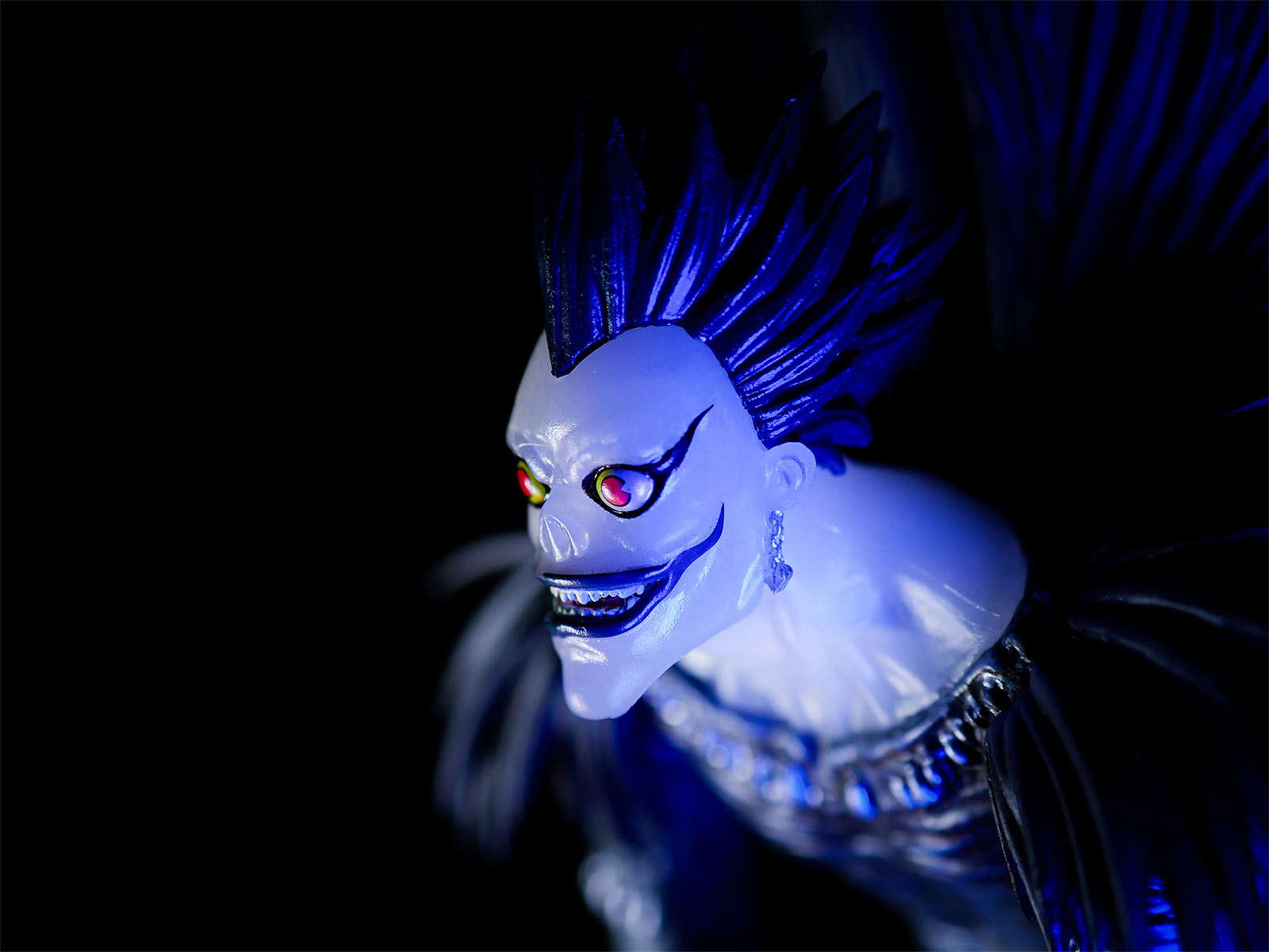 Produktbild Death Note - Ryuk Glow in the Dark Figur 30 cm