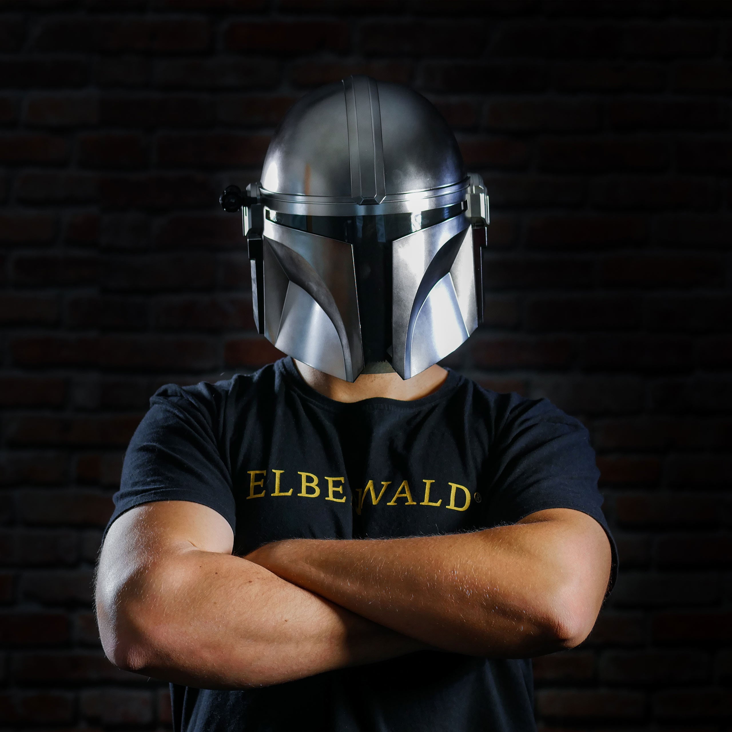 Produktbild The Mandalorian Helm Replik mit Licht - Star Wars