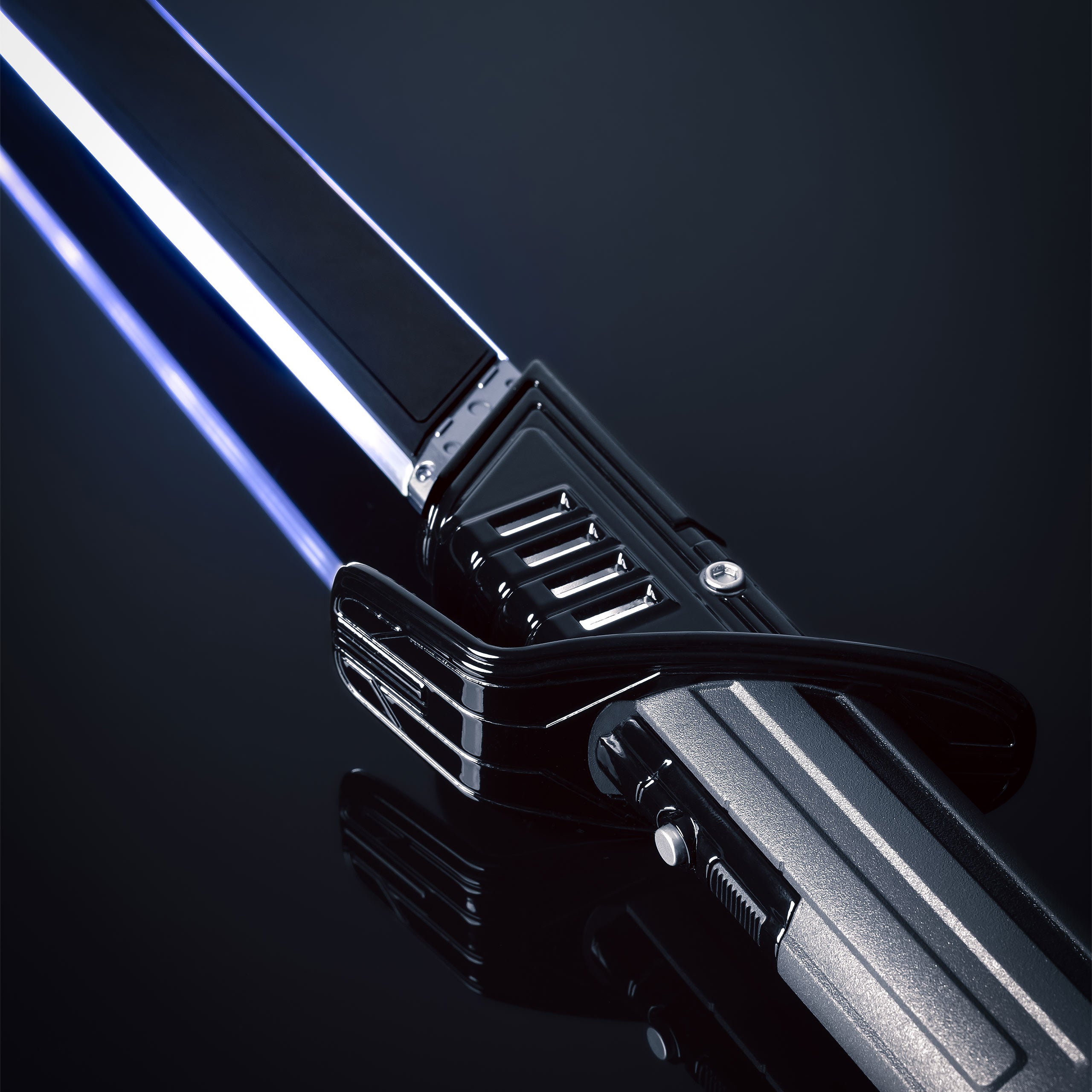 Produktbild Mandalorianer Dunkelschwert Force FX Elite Lichtschwert - Star Wars The Mandalorian