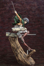 Produktbild Attack on Titan - Mikasa Ackerman Figur 35cm