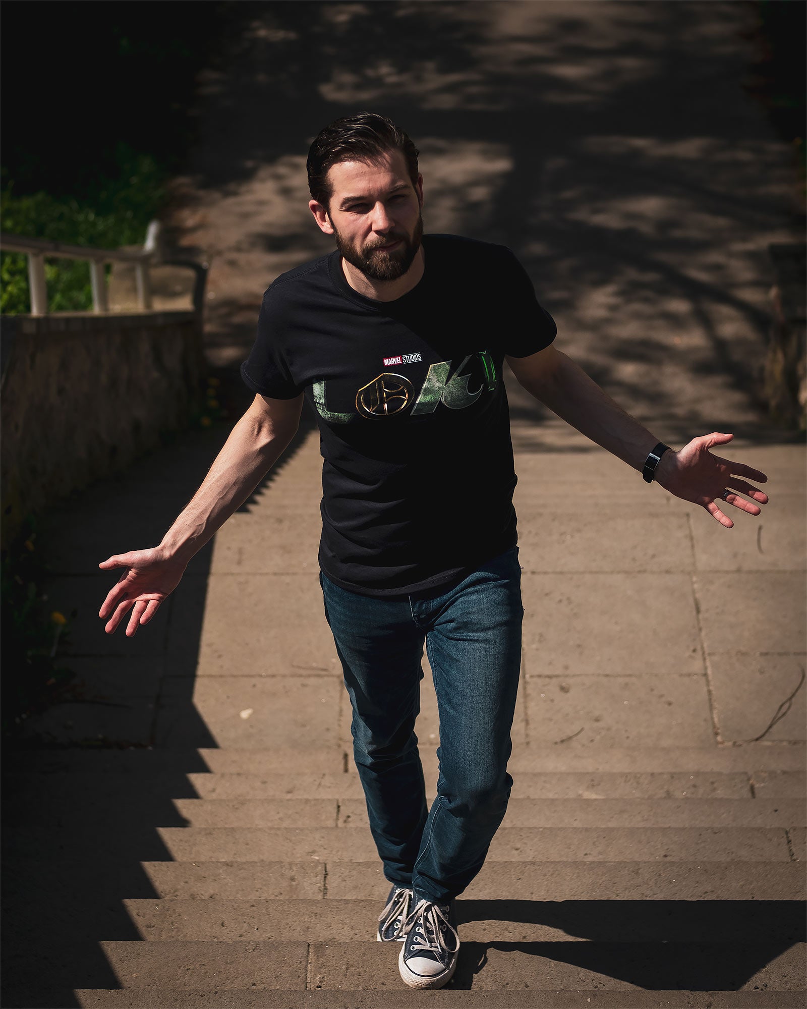 Produktbild Loki - Logo T-Shirt schwarz