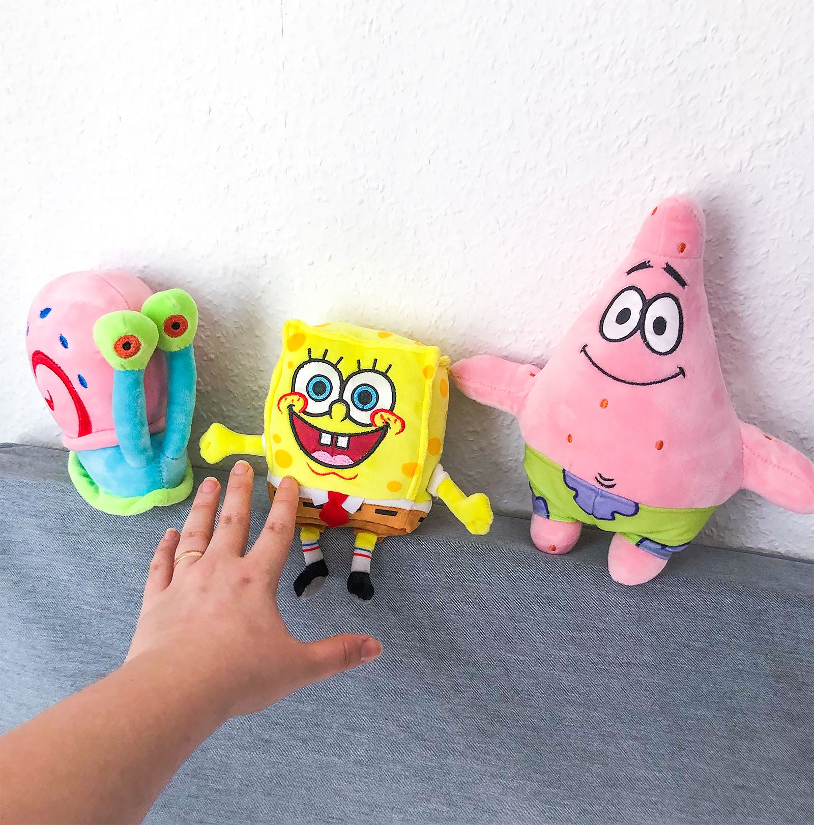 Produktbild SpongeBob - Gary Plüsch Figur 16 cm