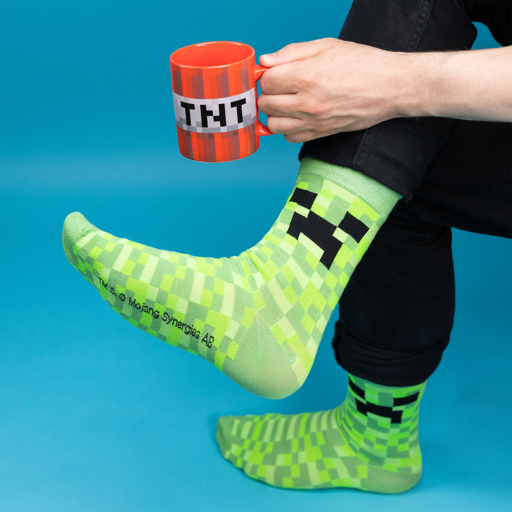 Product image Minecraft - Creeper Socks and TNT Mug Set