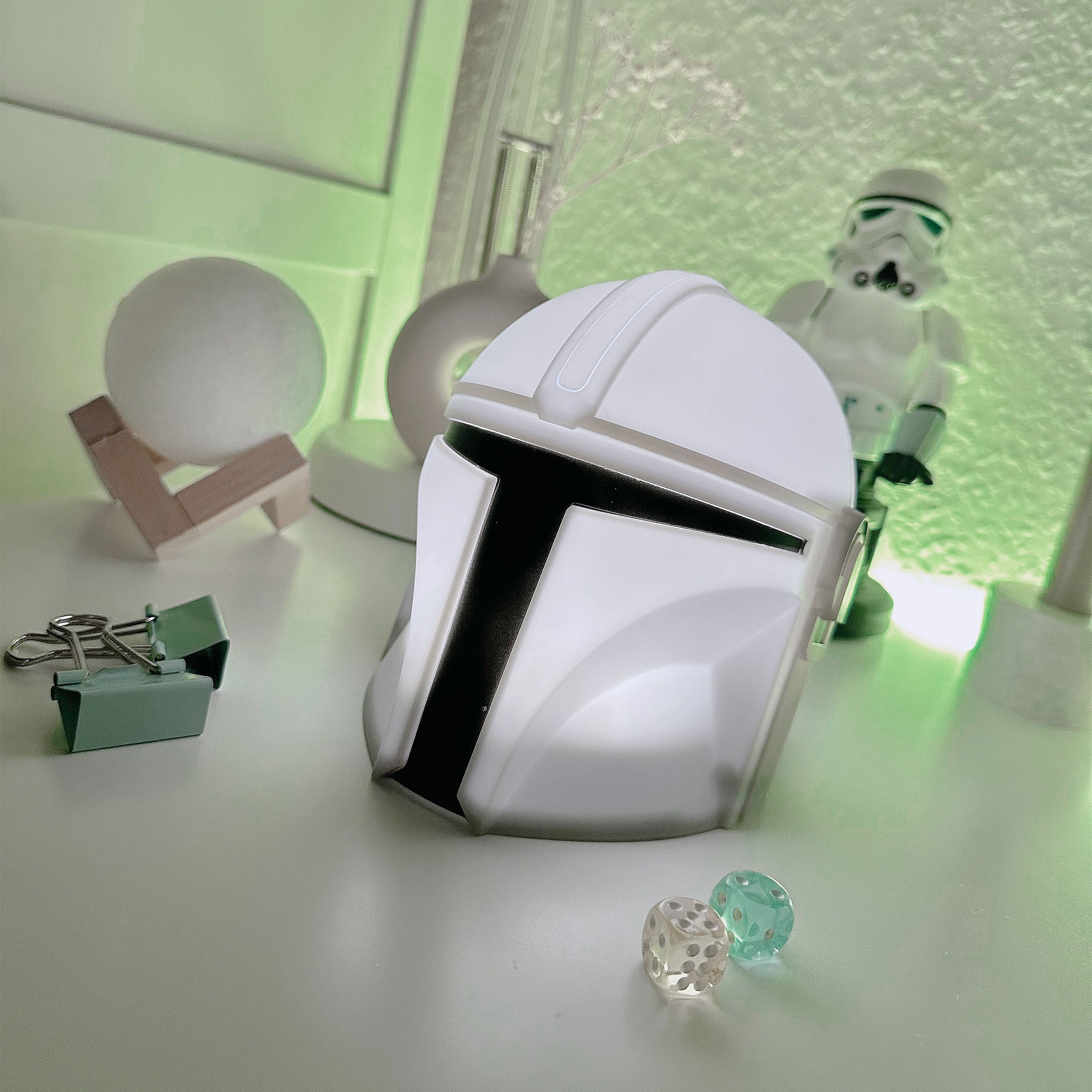 Produktbild The Mandalorian Helm Tischlampe - Star Wars