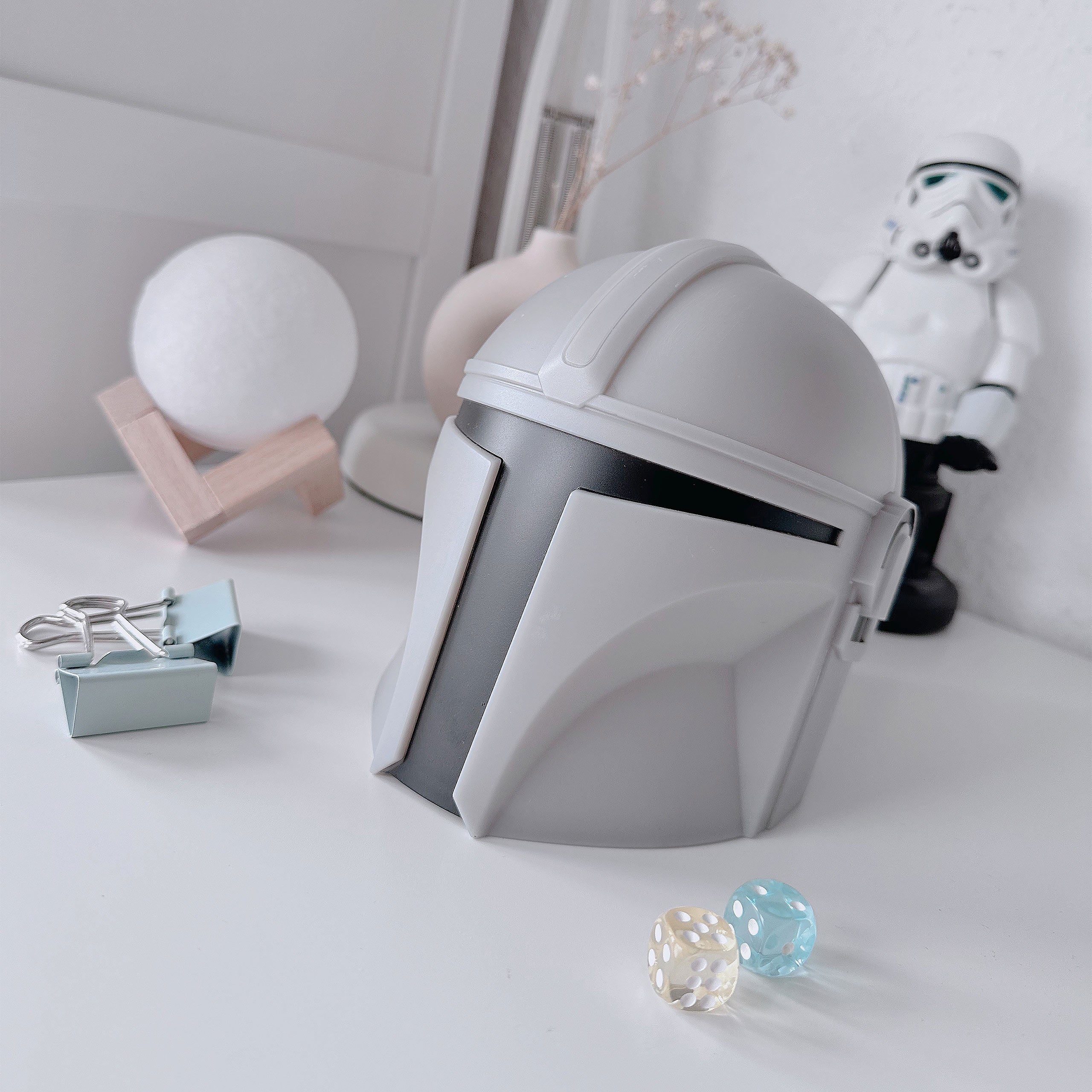Produktbild The Mandalorian Helm Tischlampe - Star Wars