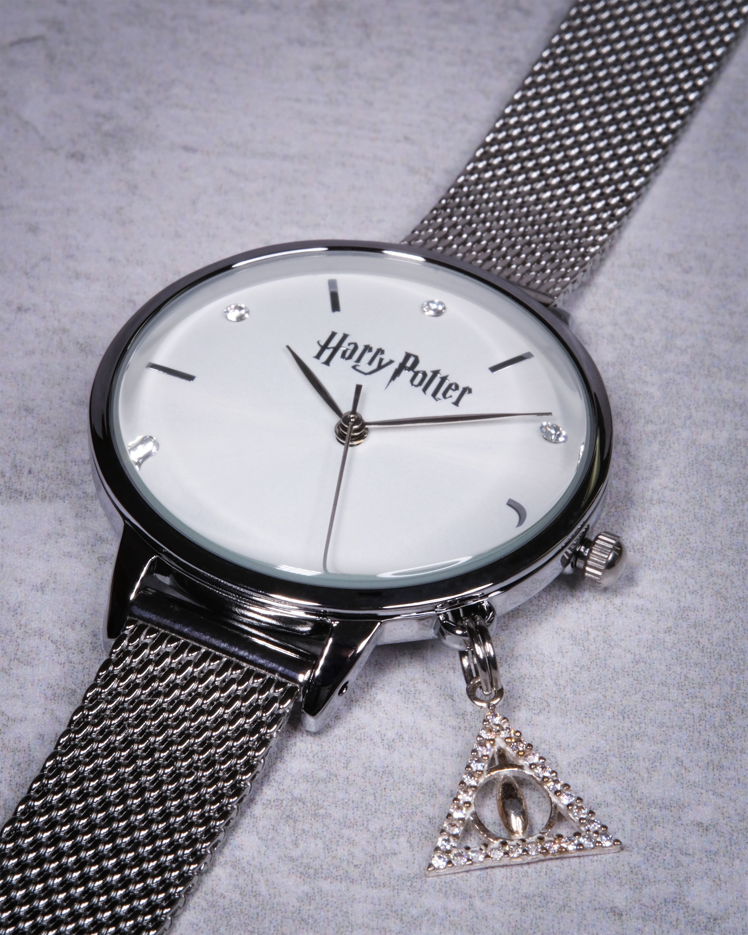 Produktbild Heiligtümer des Todes Charm Armbanduhr mit Kristallen - Harry Potter