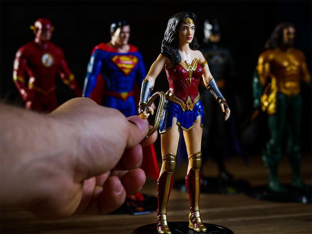 Produktbild DC Comics - Wonder Woman Bendyfigs Figur 19 cm