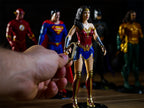 Produktbild DC Comics - Wonder Woman Bendyfigs Figur 19 cm
